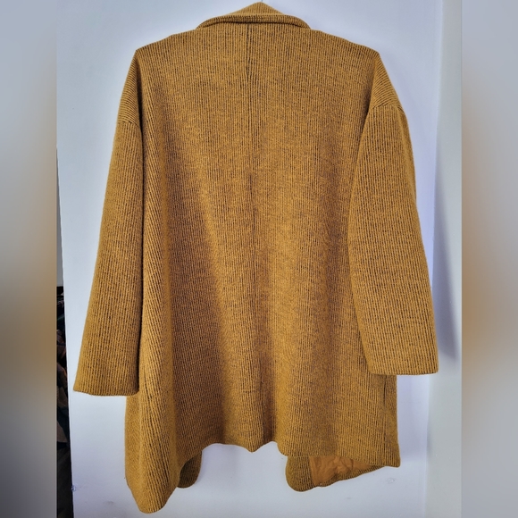 Nordstrom Leith Shacket cardigan goldenrod - Picture 2 of 5